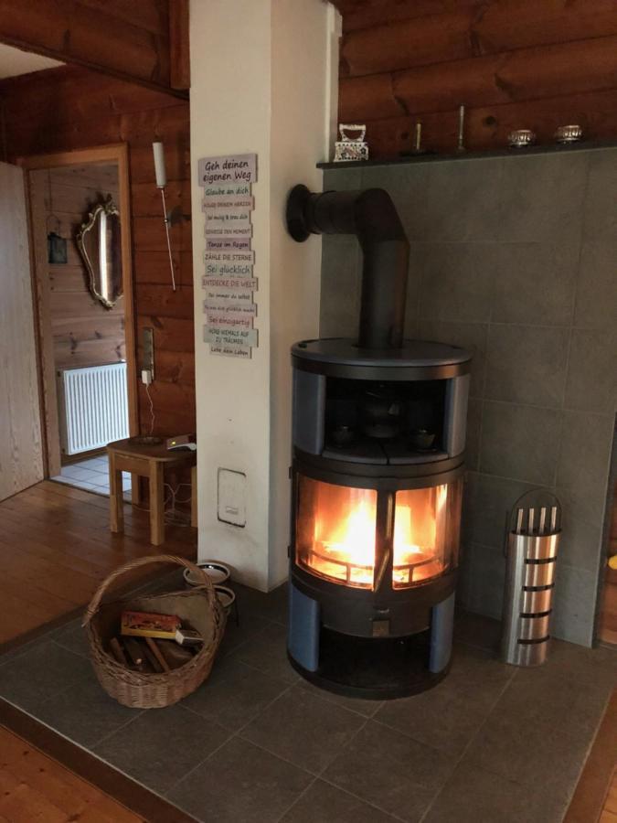 Gemuetliches Holzhaus In Idyllischer Lage Ruppichteroth Екстер'єр фото